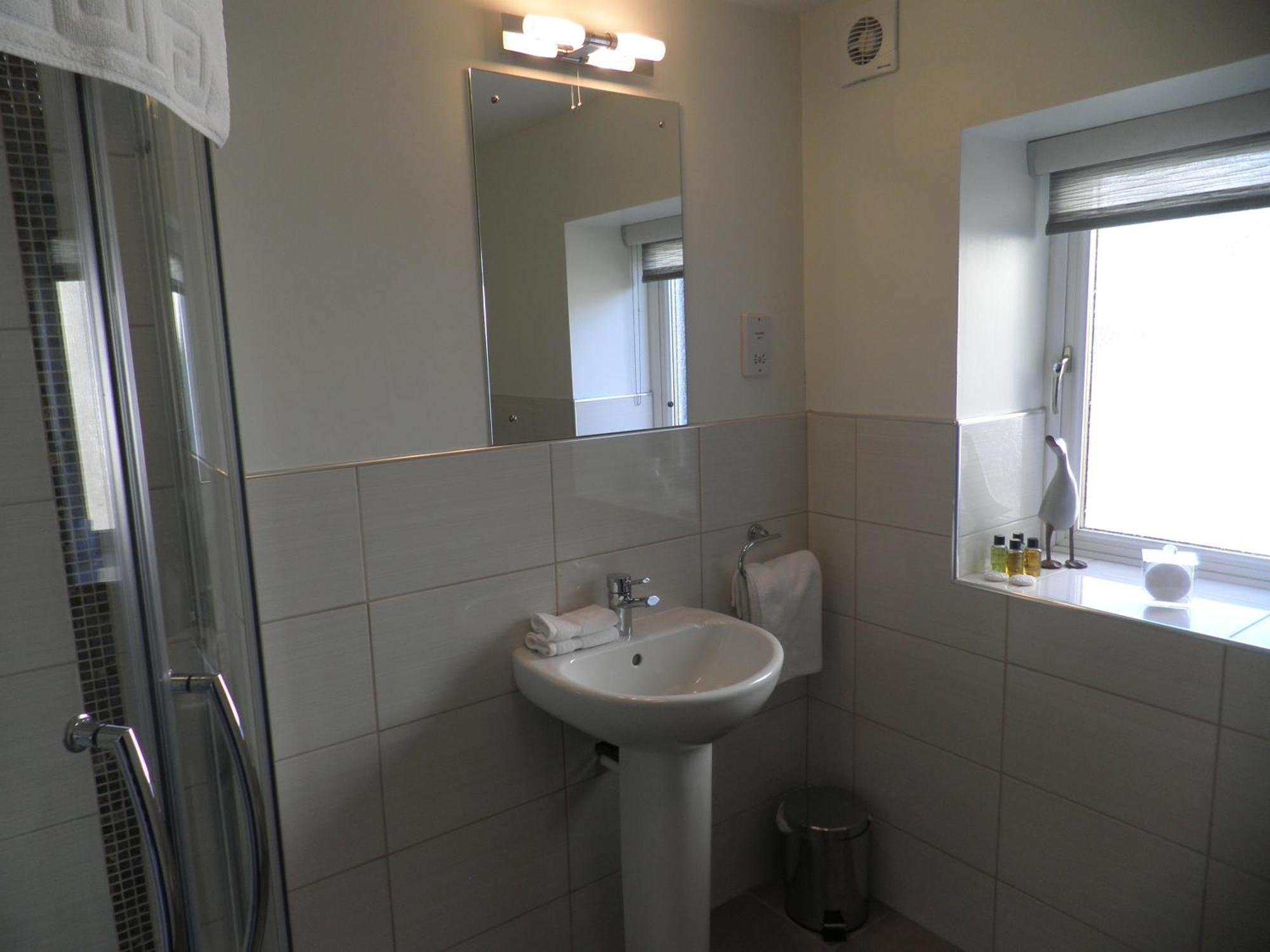 Kirn Douglas Park Guest House חדר תמונה