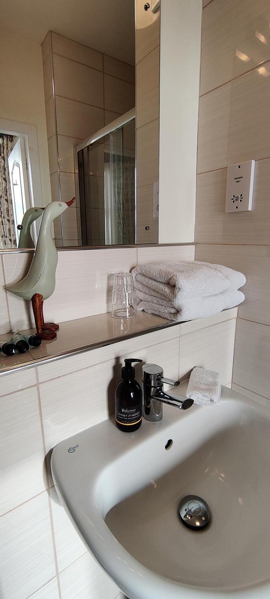 Kirn Douglas Park Guest House מראה חיצוני תמונה