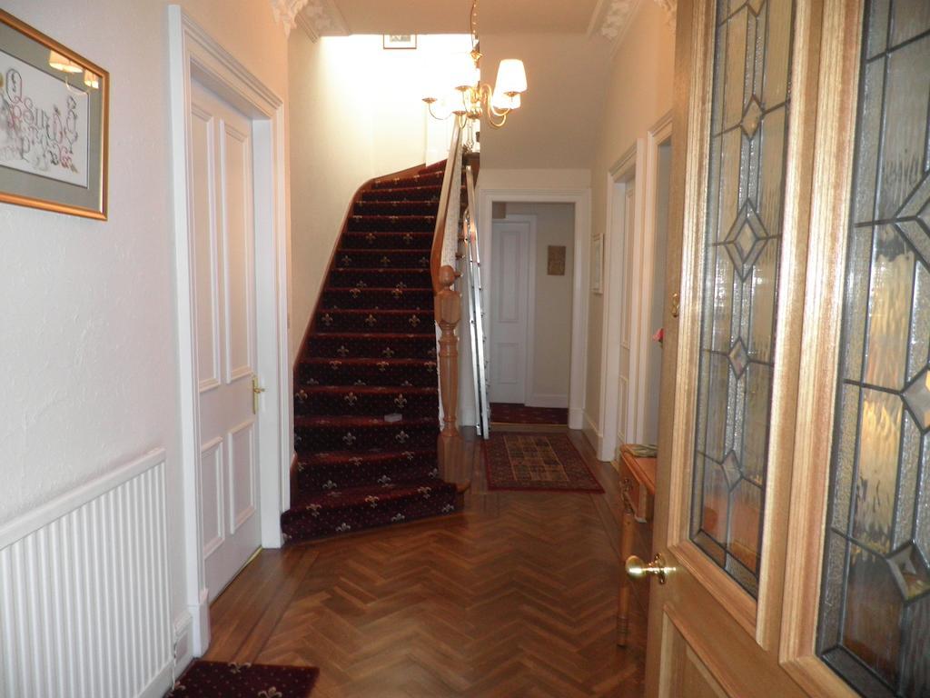 Kirn Douglas Park Guest House מראה חיצוני תמונה