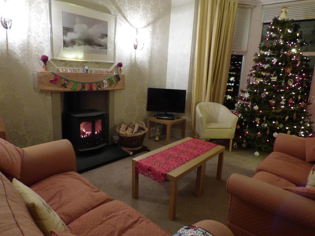 Kirn Douglas Park Guest House מראה חיצוני תמונה