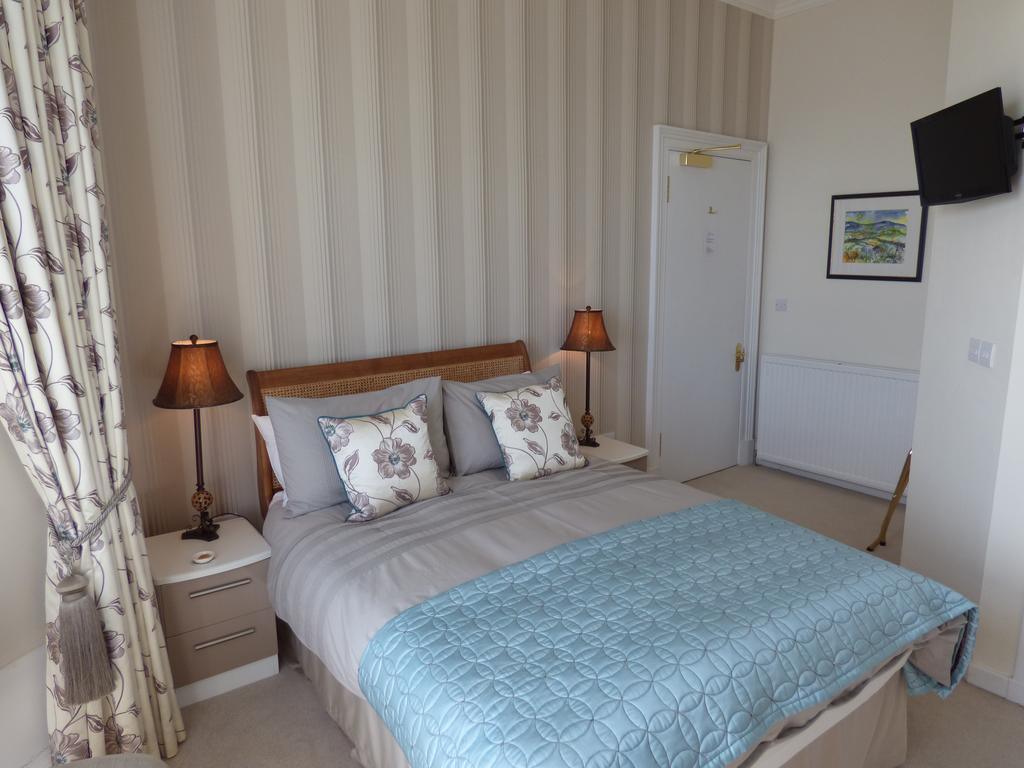 Kirn Douglas Park Guest House מראה חיצוני תמונה